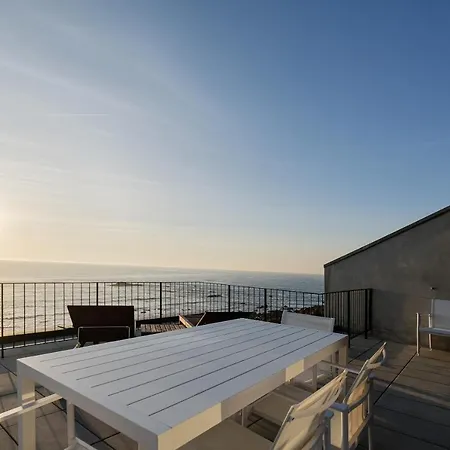 Boutique Rentals- Attico Luxury Design-ocean Views Porto